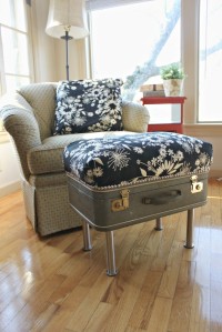 Upcycled-Vintage-Suitcase-Ottoman-620x929